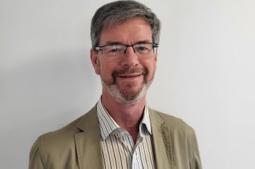 Iain Davidson